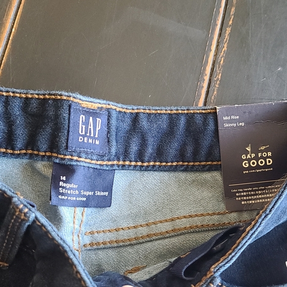 BNWT Gap Girls Skinny Jeans - Picture 3 of 5